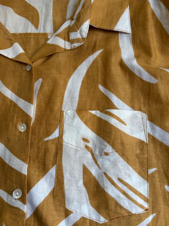 KikiSol Women's Mustard & White Tiger Printed Button-Up Blouse Boyfriend Shirt - Picture 7 of 9